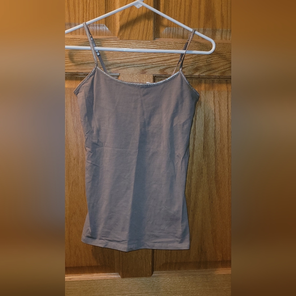 NWOT SO Colorful Camisole 16 Tank Tops Collection Medium WOMENS ALL Built In BRA - Picture 9 of 16